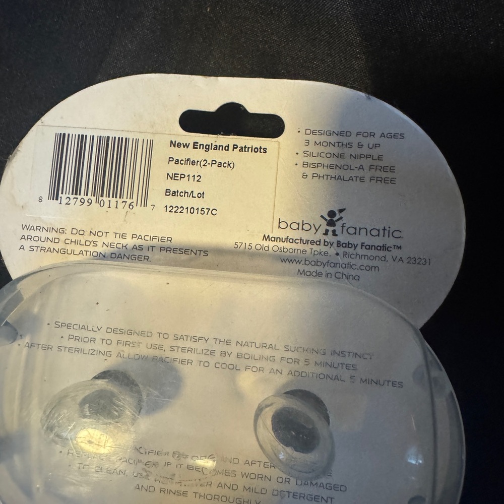 Baby Fanatic New England Patriots Pacifiers - Clear and White - Picture 2 of 2